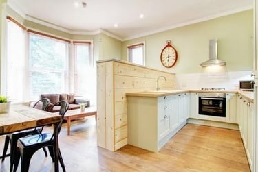 2 bed house, Waterloo Road, Radford, Nottingham, NG74AU - Image 1